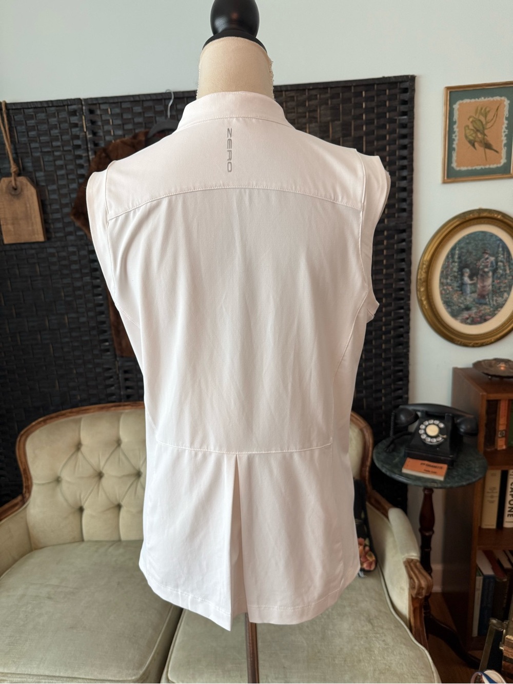 🤍 Zero Restriction Rory Sleeveless Mock Neck Golf Top Sleepy Hollow CC NWT Sz M - Picture 4 of 13